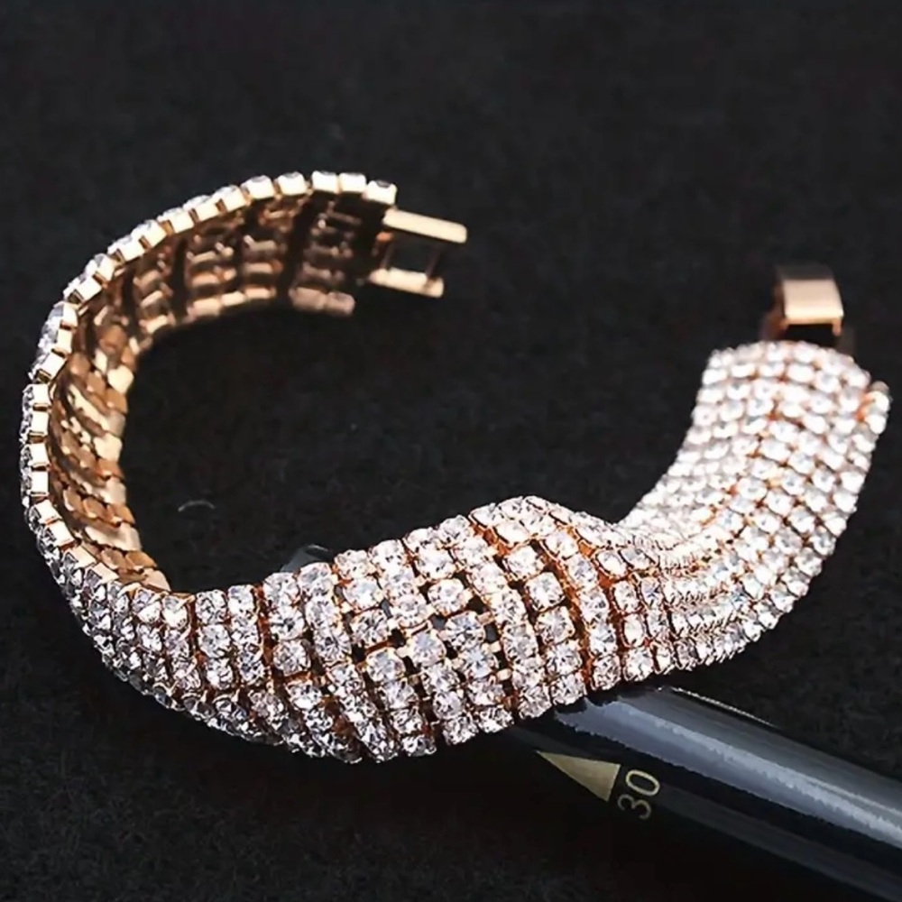 7-Row Curvature Full Sparkling Rhinestone Decor Elegant Bracelet